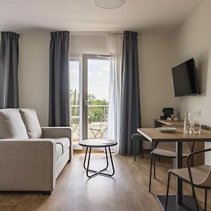 Suite à 1 Chambre à Coucher Lit King-Size